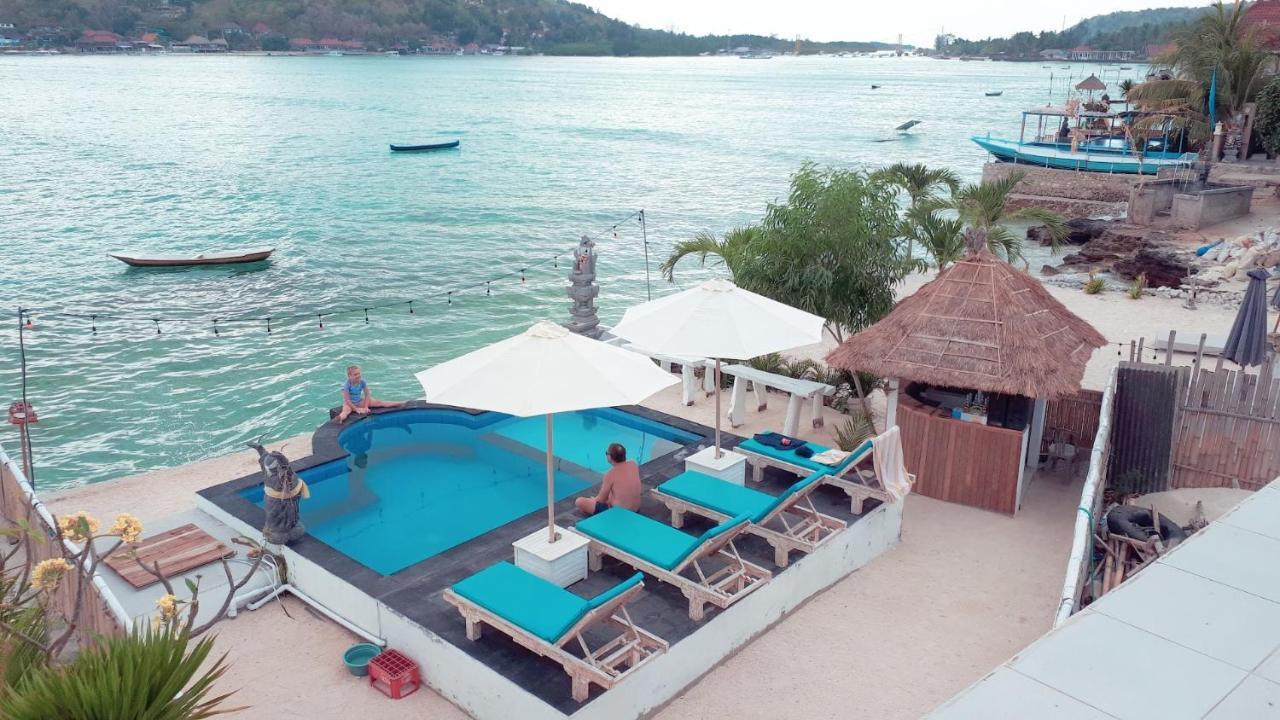 The Waterfront Beach House นูซาเลมโบงัน ภายนอก รูปภาพ